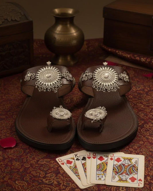 The Royal Crown | Brown Heritage Kolhapuri Chappals